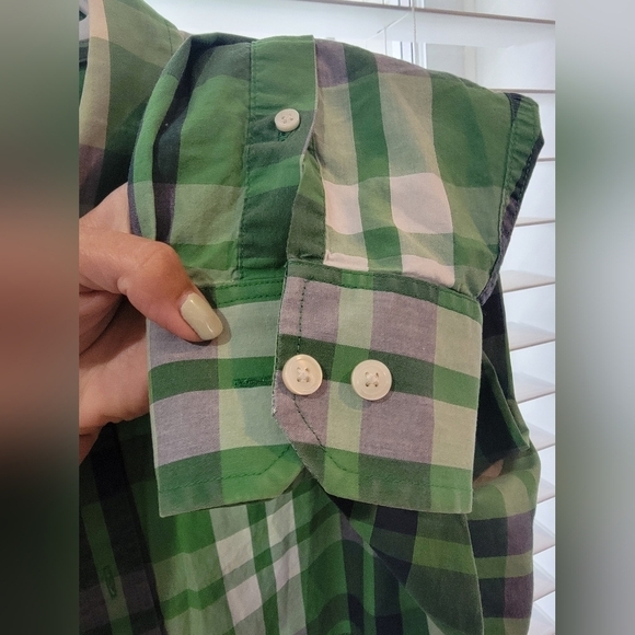 Banana Republic button down casual green plaid shirt - Picture 3 of 4